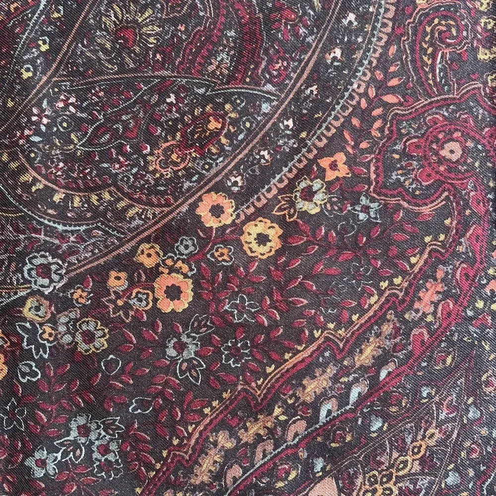 Talbots 44” x 44” Black Brown Burgundy Blue 80% Wool 20 Silk Paisley Print Scarf